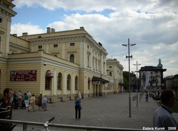 Kraków Główny od ulicy